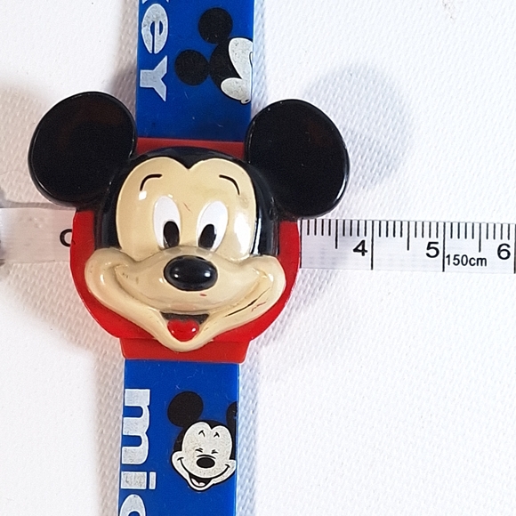 Disney Children's Mickey Mouse LCD Screen Watch, New Battery - Picture 11 of 11